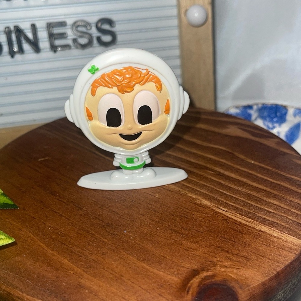 Lucky Charms Astronaut Cereal Squad Toy General Mills 2020 Mini Collectible